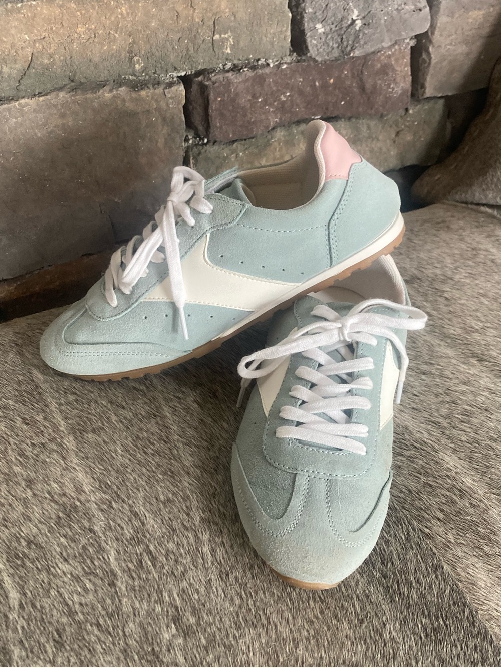 Mila Paoli Suede Leather Retro Low Profile Sneaker Sneakerina Light Blue